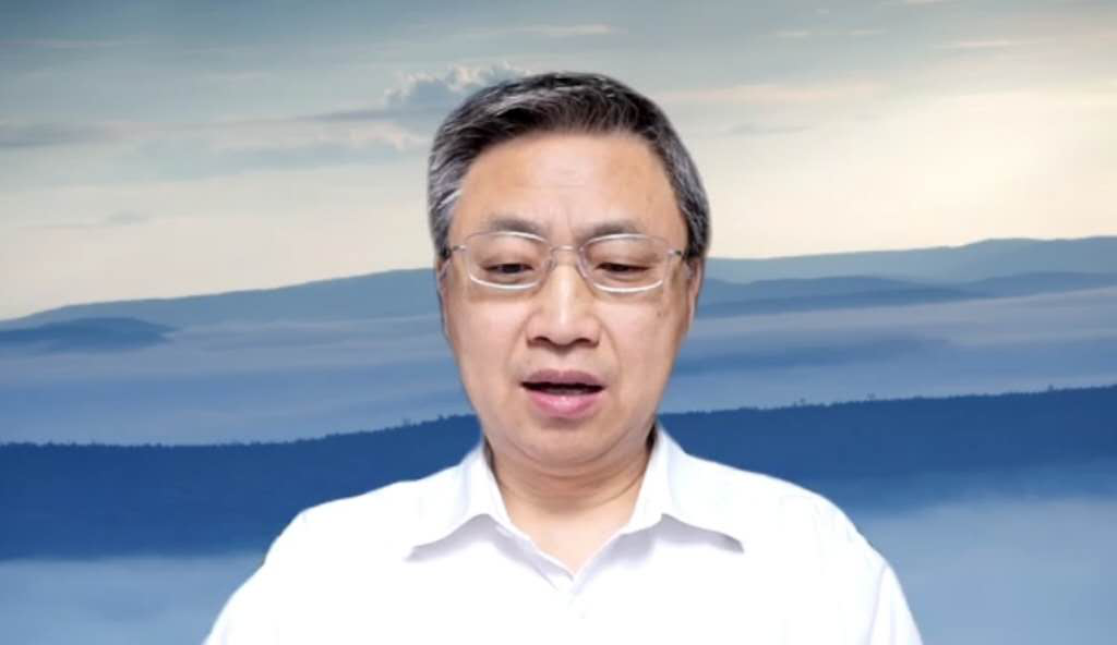(暨南大学副校长张宏致辞)